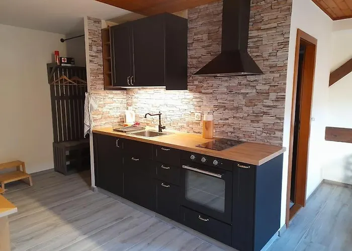 Mansarde Chez Un Vigneron Au Village Au 3eme Etage Sans Ascenseur * فيلنوف